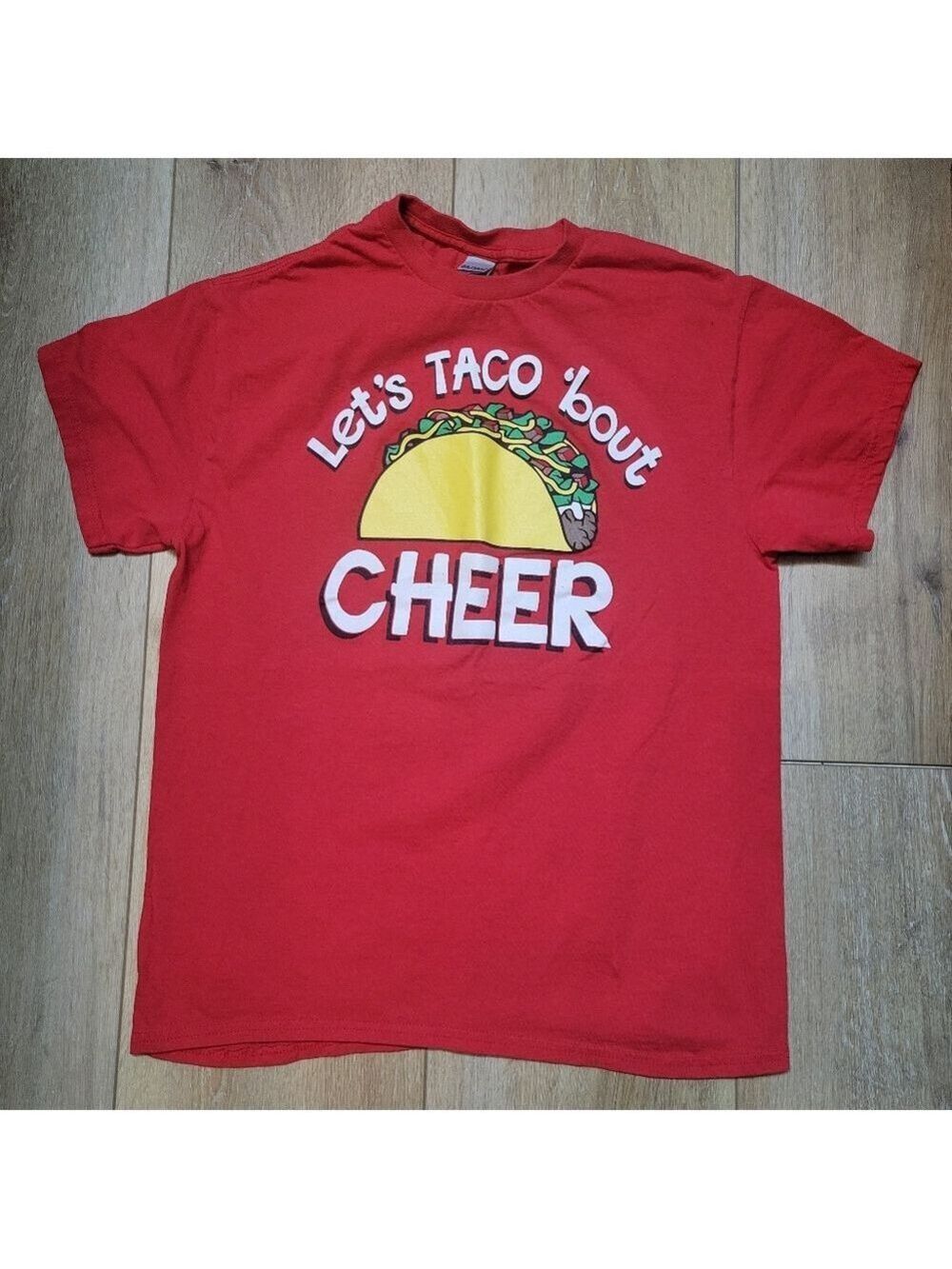 Gildan Red T-Shirt with Taco Cheer Graphic Size M